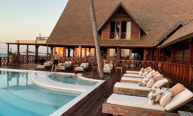 客室NFCで季節の観光ガイド